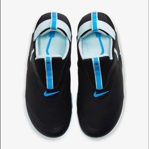 Nike zoom pulse women 8.5 or men 7